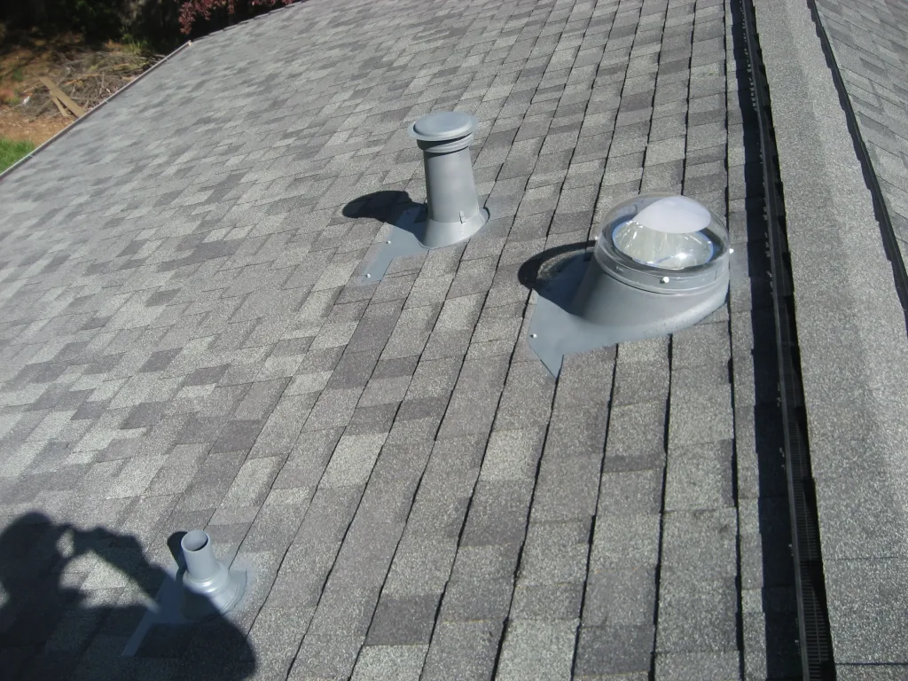 Asphalt shingle roof in Sacramento